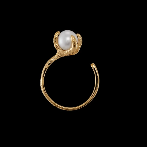 Claw Pearl Ring Gold - Maria Nilsdotter - 1-2 dagars leverans - Nordic Spectra