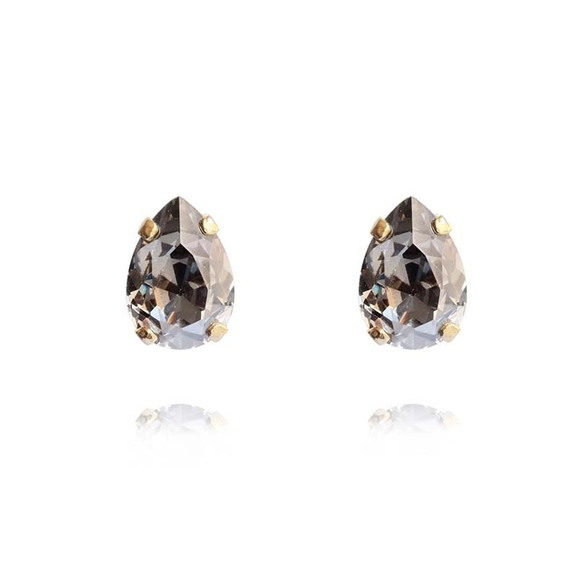 Petite Drop Stud Earrings Gold Black Diamond - Caroline Svedbom - Nopea toimitus ja lahjapakkaus - Nordic Spectra