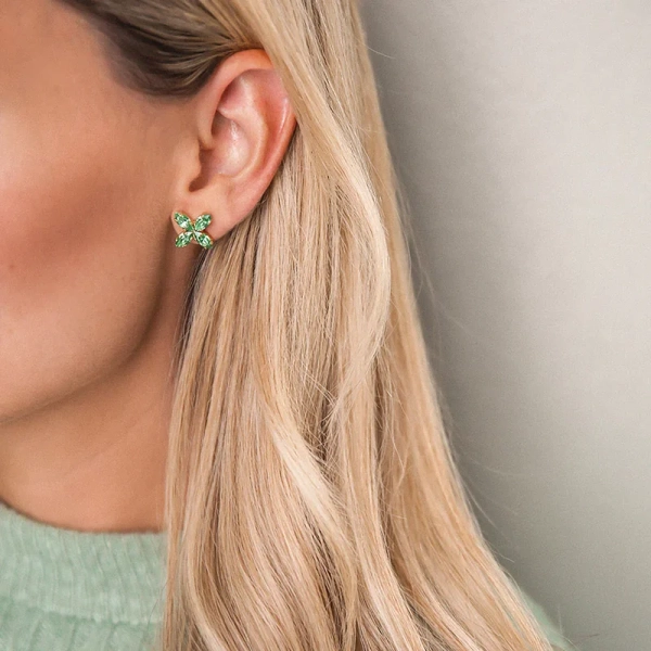 Crystal Star Earrings Gold Peridot - Maria Black - Snabb frakt & paketinslagning - Nordic Spectra