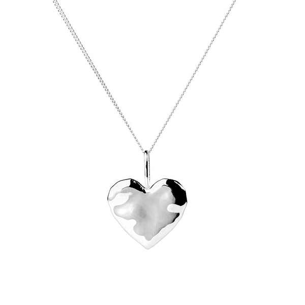 Organic Heart Necklace Silver - Emma Israelsson - Schmuck im skandinavischen Design - Nordic Spectra